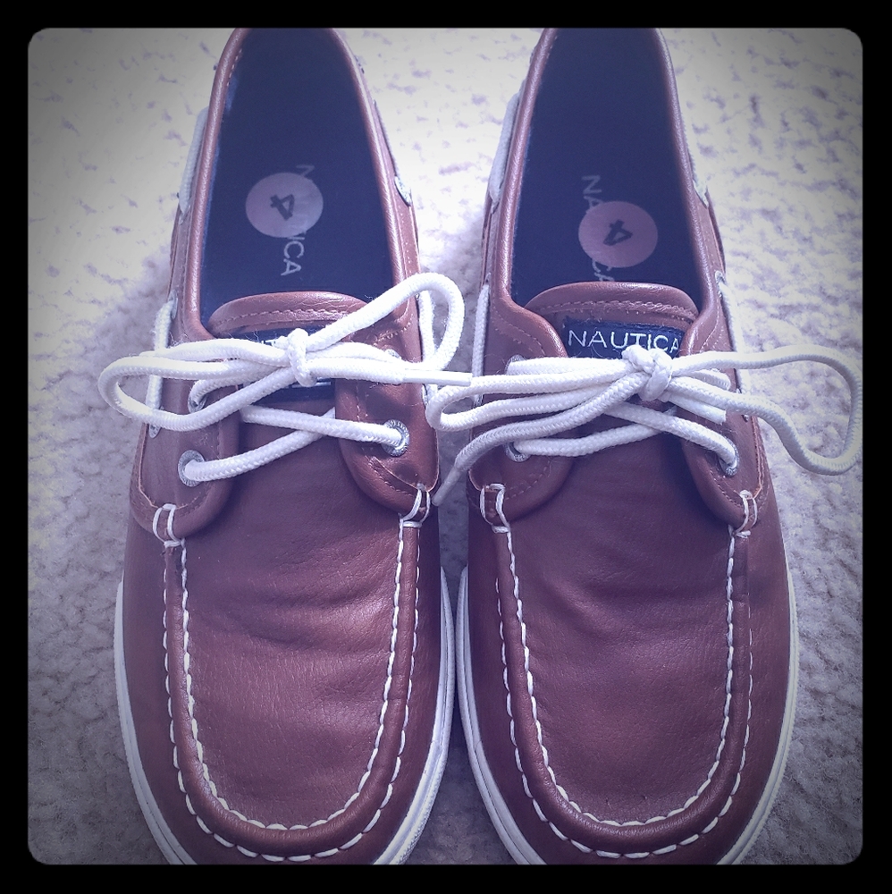 Boys size 4 loafers